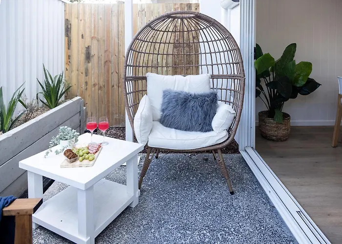 Stylish Beach Retreat Horses & Coastal Charm